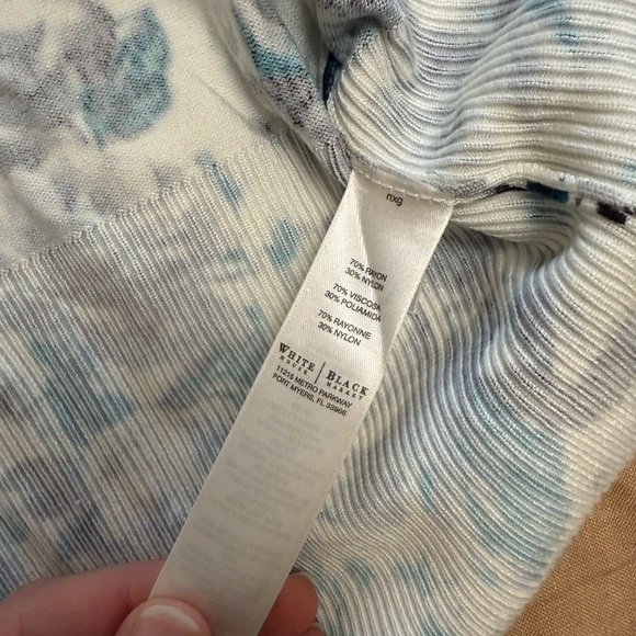 WHBM floral feminine romantic cardigan - Picture 9 of 9